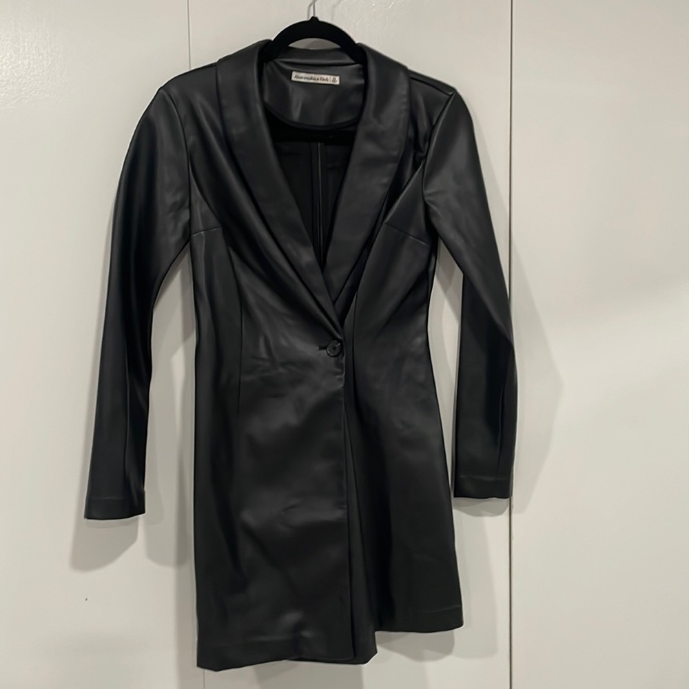 Abercrombie & Fitch blazer dress